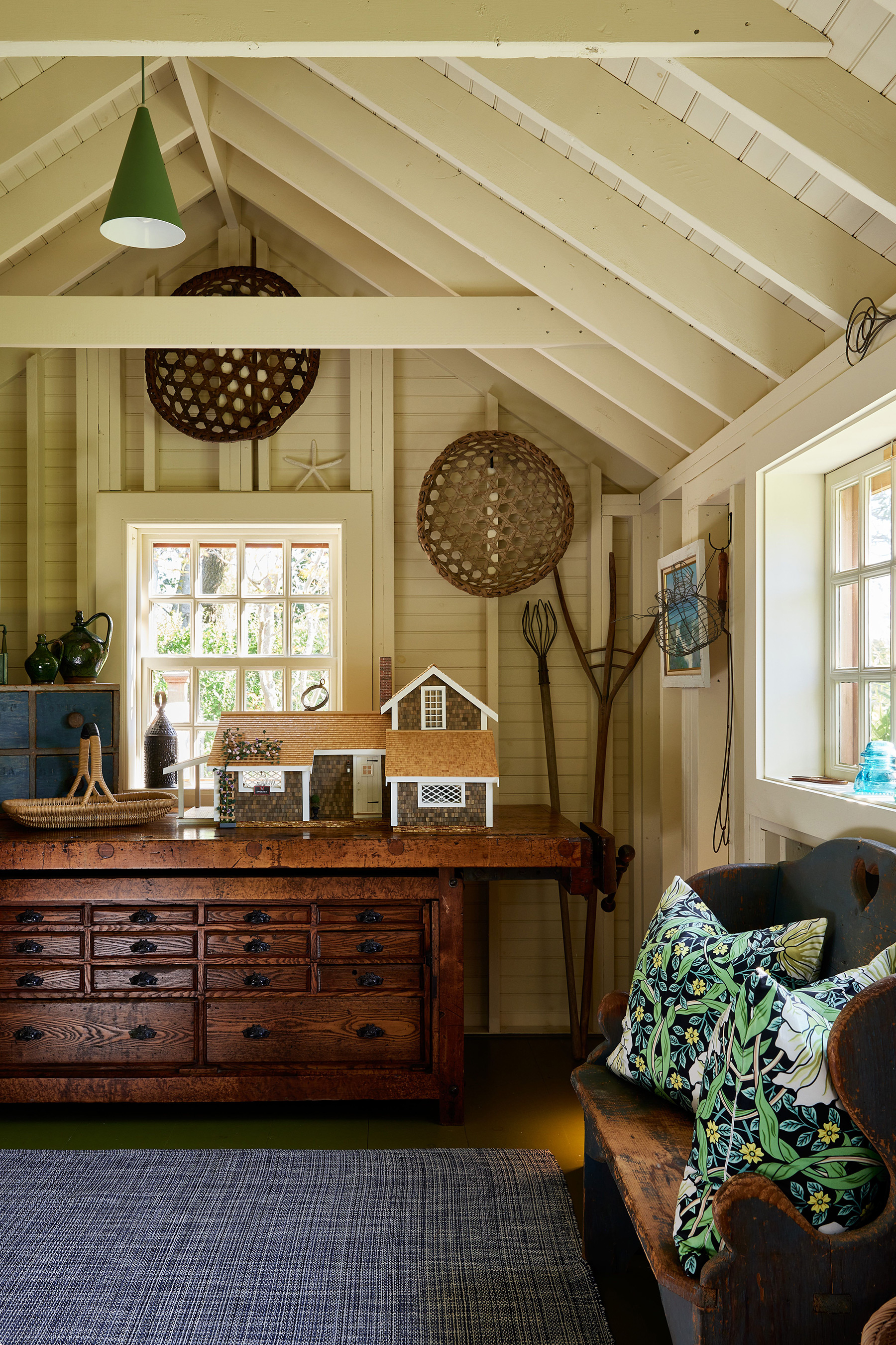 14. Historic Compound | Benjamin Normand Residential Design, Inc. Nantucket